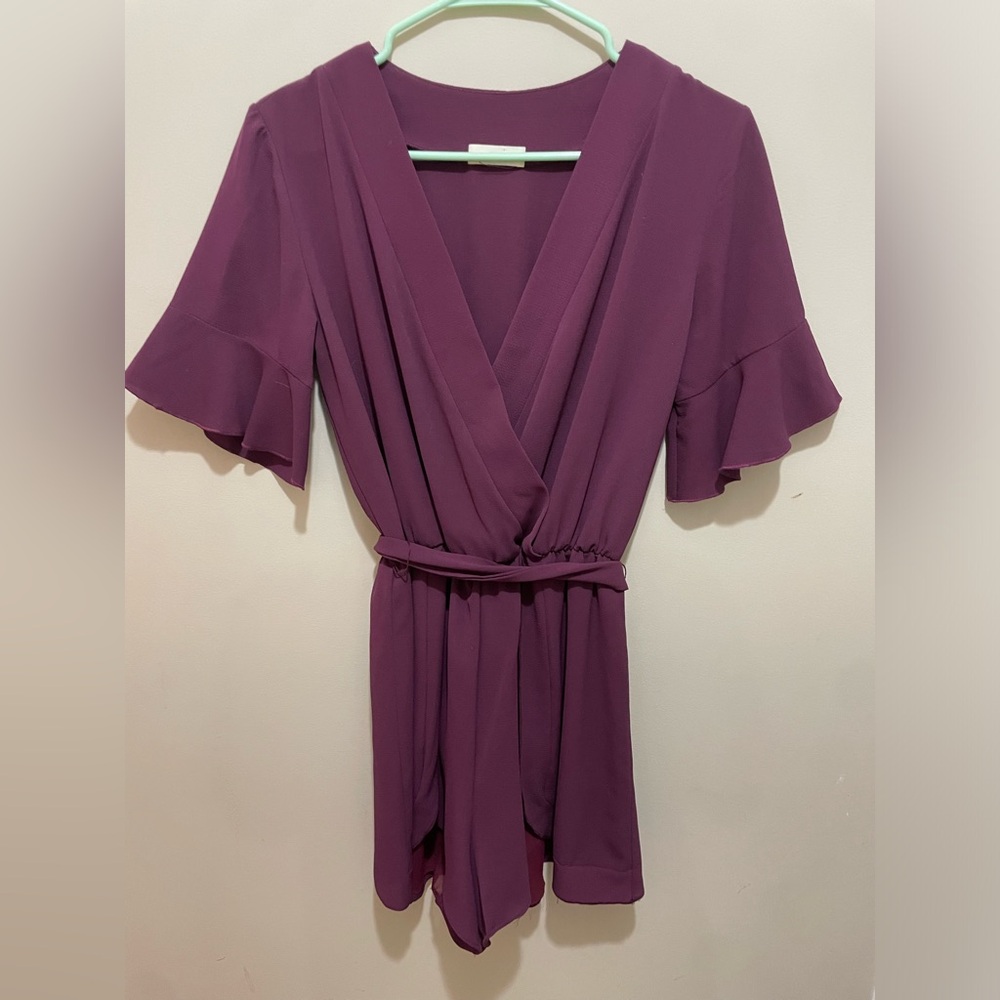 Romper. Size S